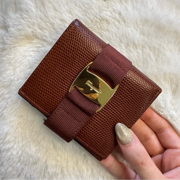 Salvatore Ferragamo Handbags - Salvatore Ferragamo Vintage Brown Lizard Embossed Leather Wallet